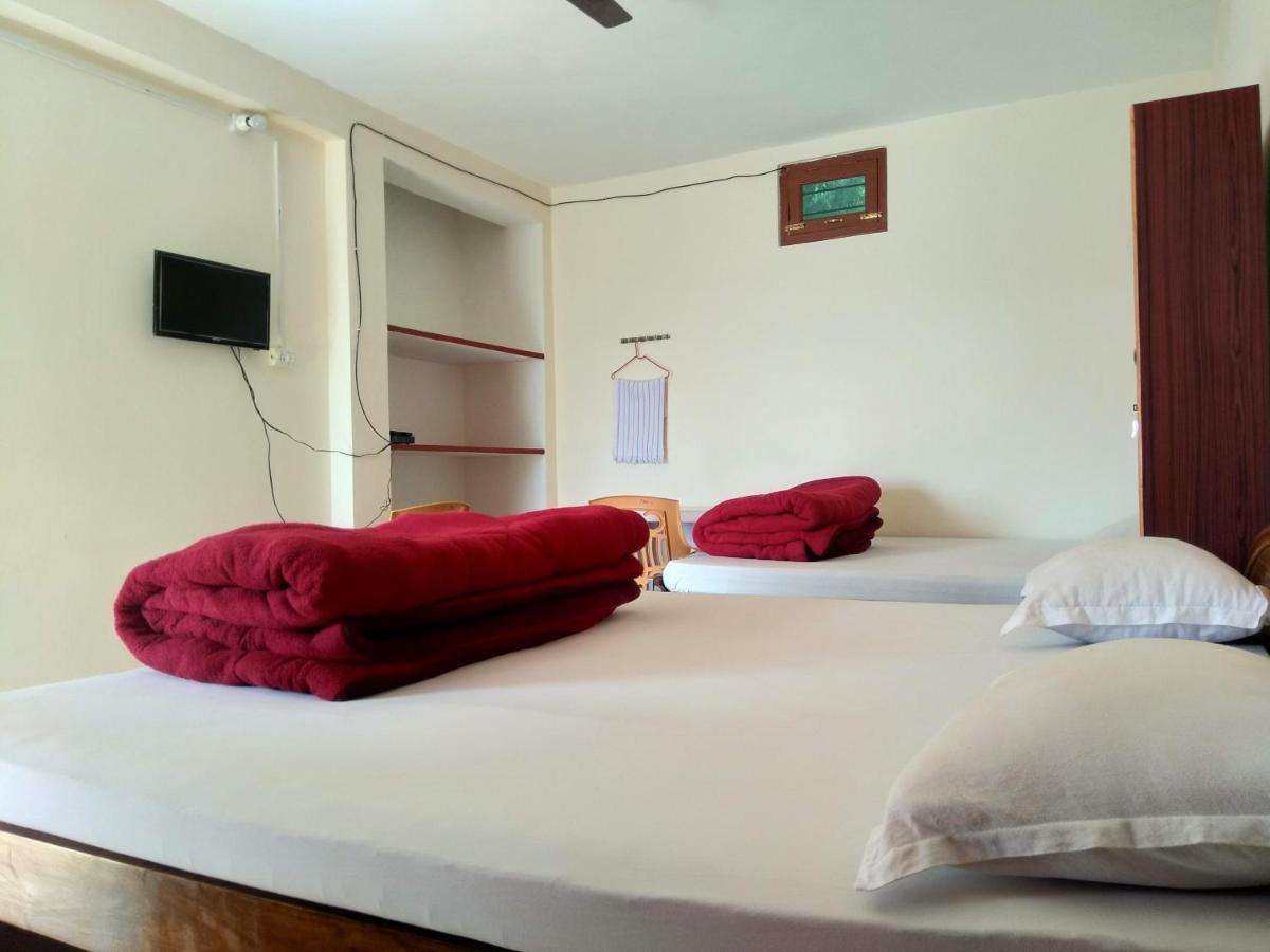 Maa Anand Mayee Guest House Panuanaula Ngoại thất bức ảnh